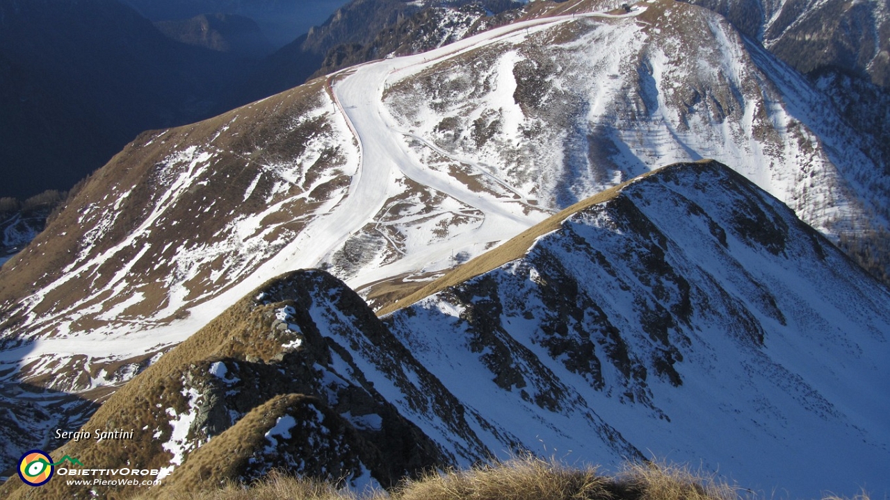 10 Cresta Montebello Passo Valcervia appena percorsa.JPG